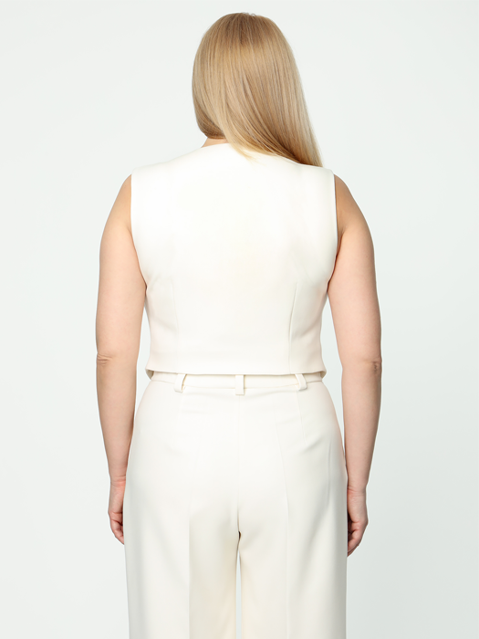 Приталенный жилет (Молочный)